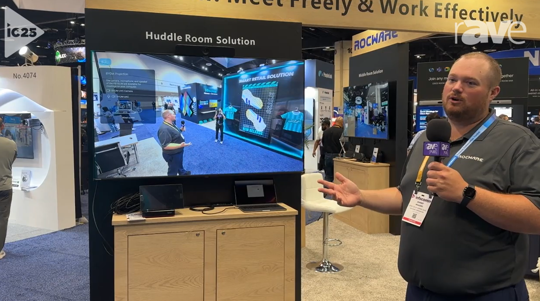 Charger la vidéo : AI Tracking | 4K Video | BYOD | Enterprise UC | PTZ camera