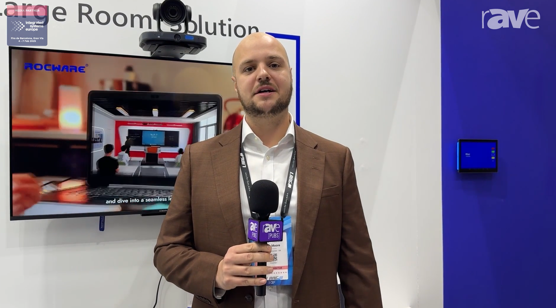 Charger la vidéo : AI Tracking | 4K Video | BYOD | Enterprise UC | Smart gallery